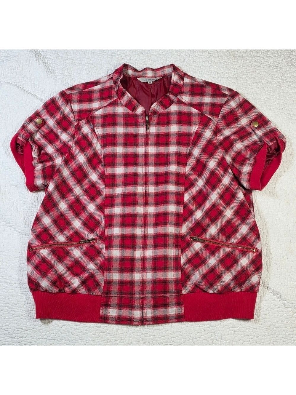 American Eagle AE Sport Red Plaid Short Sleeve Zip Up Jacket